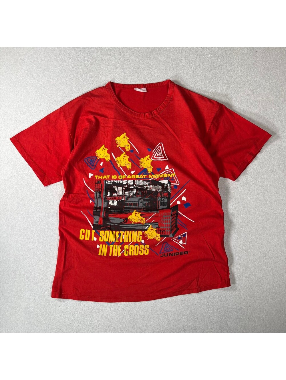 VTG 80s Juniper Red Graphic T-Shirt with Yellow Blue Print